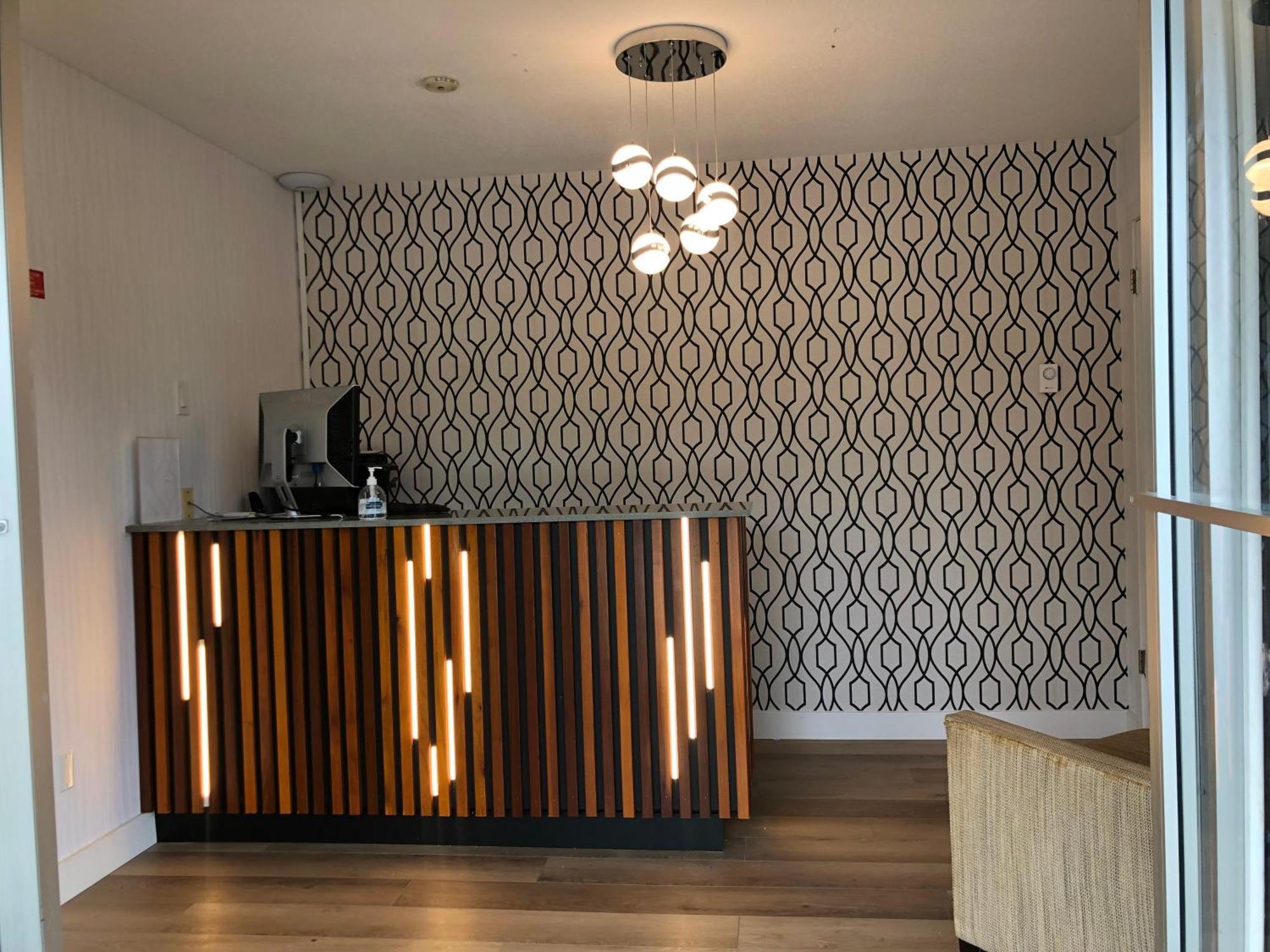 세첼트 The Spot At Porpoise Bay 모텔 외부 사진